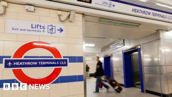 'Major' delays to Heathrow trains as pipe bursts