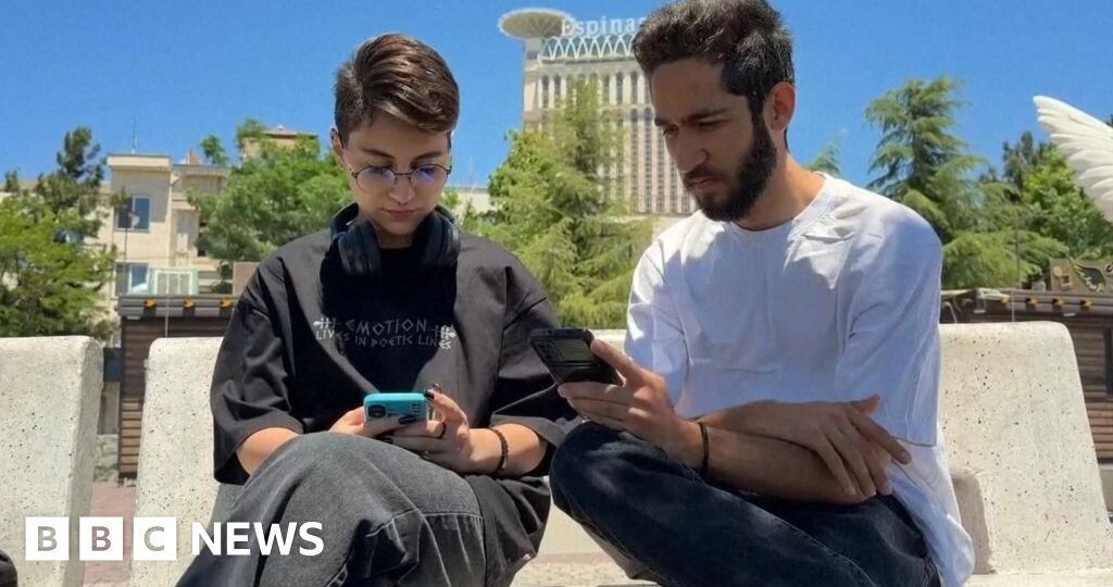 'Like a prisoner being released' - Relief for Iranians as internet shutdown ends