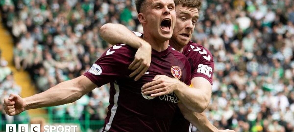 Shankland completes 'dream' move to Rangers from Hearts