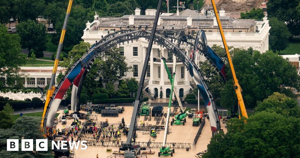 Watch: UFC arena construction begins at White House ahead of fight