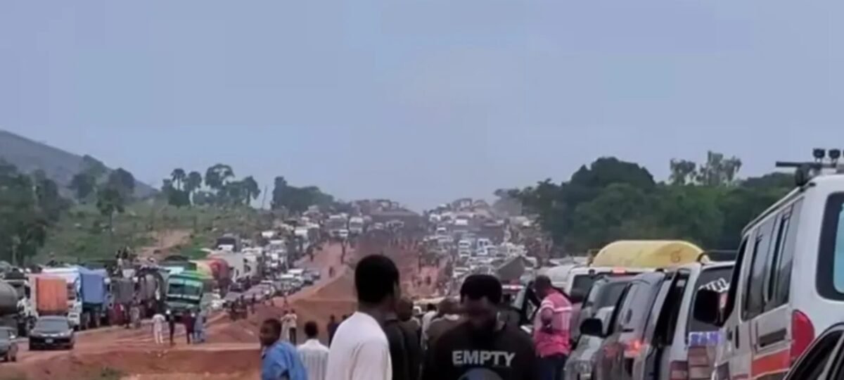 Nigerians lament as Abuja-Kaduna gridlock leaves travellers stranded ahead of Eid