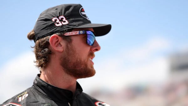 Cleetus McFarland joins Niece Motorsports for Truck race at Michigan
