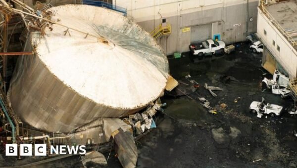 One killed and nine missing after chemical explosion at US paper mill