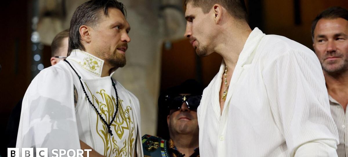 Usyk opponent Verhoeven 'not a normal man' - Hearn