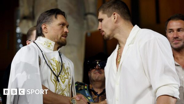 Usyk opponent Verhoeven ‘not a normal man’ – Hearn