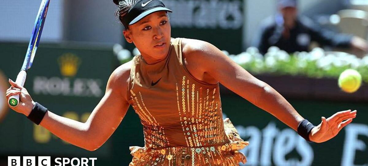 Osaka sparkles in golden French Open outfit