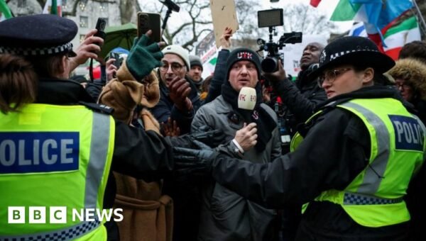 Thousands of officers deployed as crowds gather for London protests