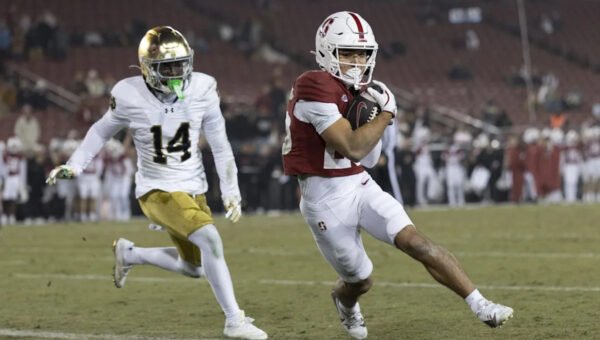After pausing USC rivalry, Notre Dame extends series with Stanford