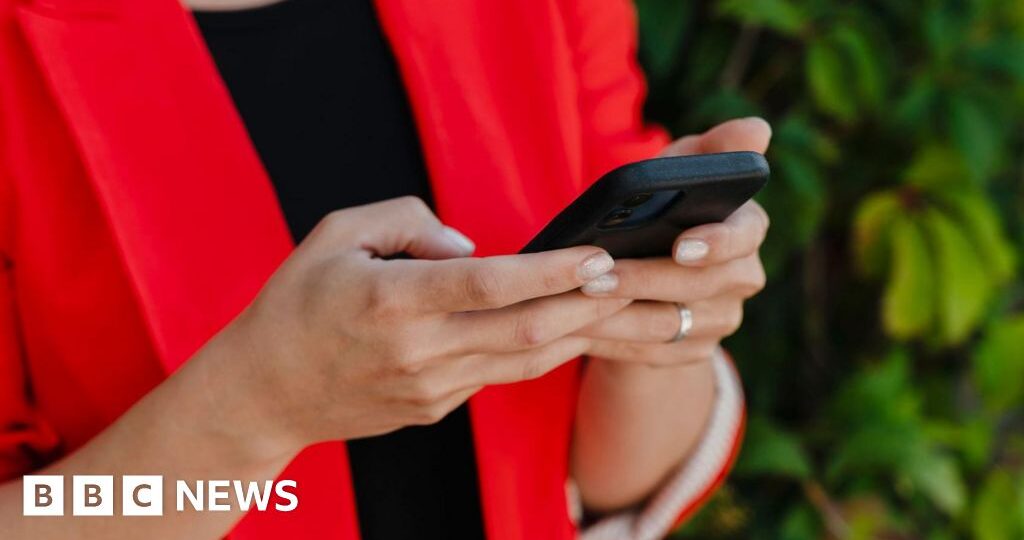 Meta repeatedly snubs EU body over Facebook and Instagram user bans