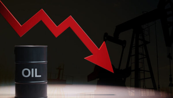 Oil Falls, Asian Stocks Climb On Hopes Of US-Iran Hormuz Deal