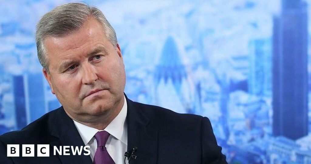 Ousted BP chairman hits back at 'lies' about his behaviour