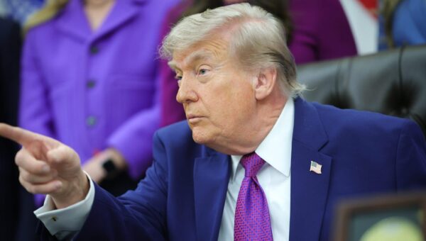 Trump’s student-loan repayment overhaul limits borrowing for nurses. There’s a new bipartisan push to change that.