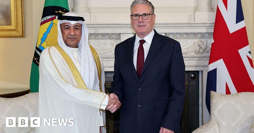 UK agrees £3.7bn trade deal with six Gulf states