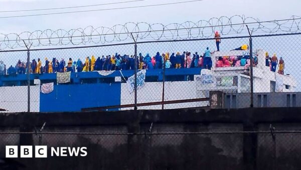 Clashes as Venezuelan prisoners protest over alleged mistreatment