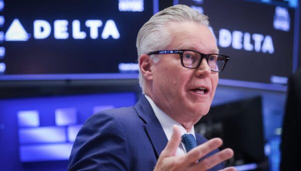 Delta CEO stands by his decision to choose Amazon over Elon Musk’s Starlink for one main reason