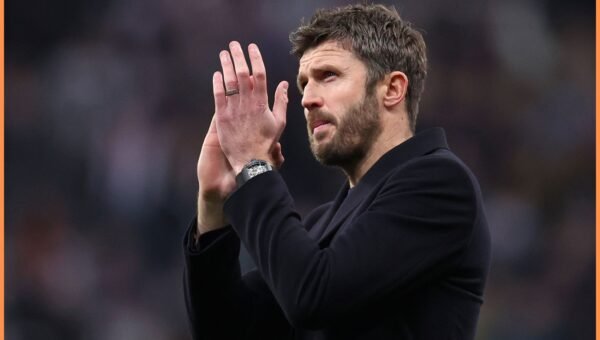 Manchester United join four-way tussle for 25-year-old Premier League wide man
