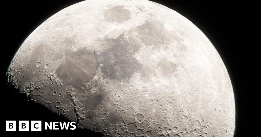Nasa unveils next steps to build permanent Moon base