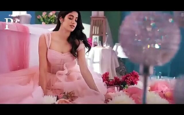 Meri Tarah Tum Bhi #shortmax #viralbollywoodsong #ForYou #Magic