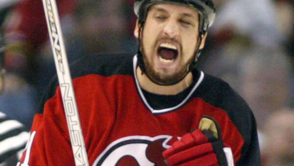 Former NHLer Pascal Rheaume named Toronto Sceptres coach