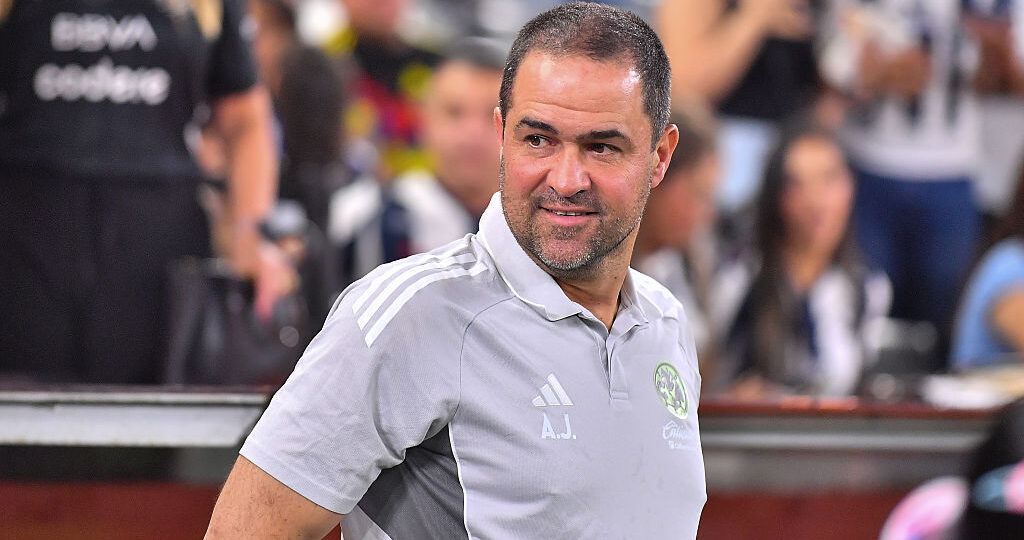 Jardine leaves the door open to América's rivals!