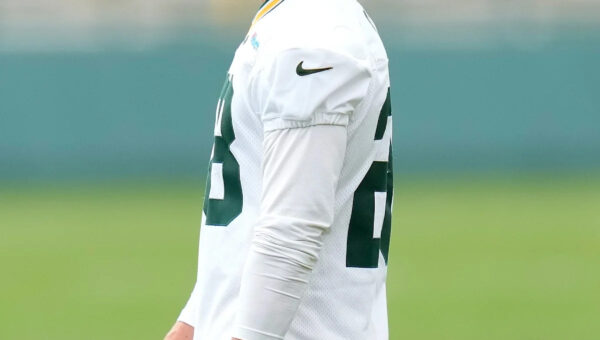 Packers rookie Trey Smack bounces back at minicamp, hits from 58
