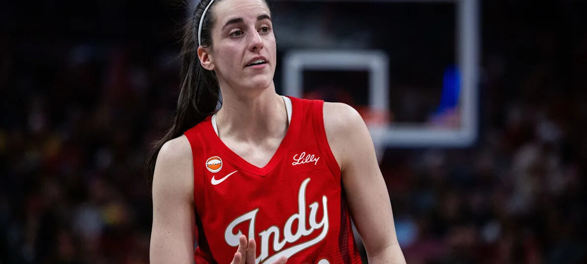 WNBA Fans Blasts Caitlin Clark Arguing With Referee In Fever-Dream Matchup