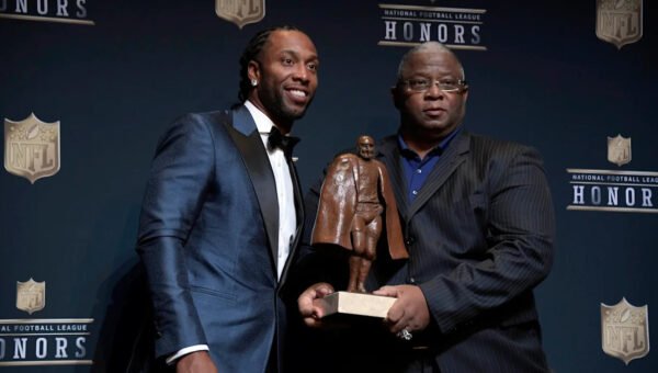 Larry Fitzgerald Sr. dies at 71