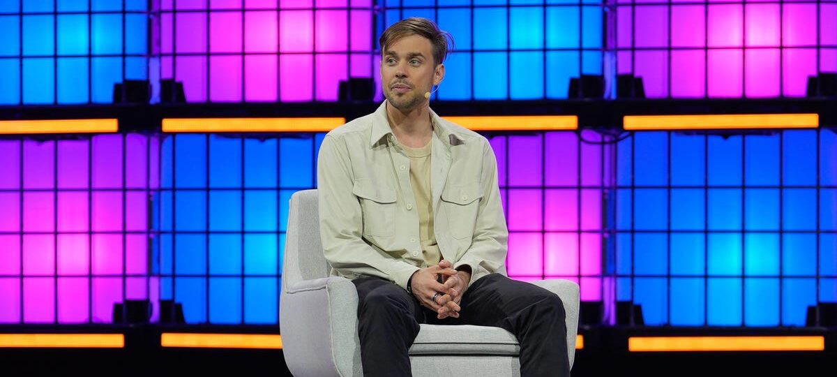 Vibe coding is being called the greatest unlock for non-techies. These 5 startups are raising billions.