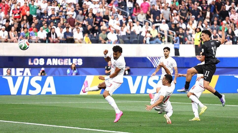 New Zealand take early lead against Iran in Los Angeles