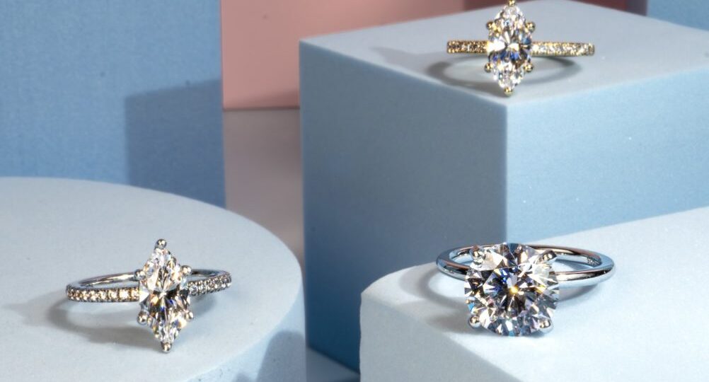 From Solitaires to Hidden Halos: Rare Carat’s Most-Requested Engagement Ring Styles This Year