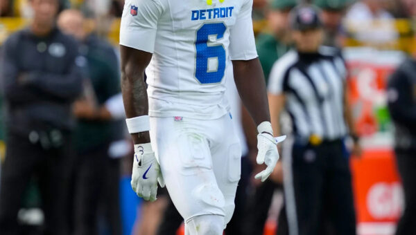 NFL player charged with kidnapping gets 'tremendous benefit' in ruling to keep job