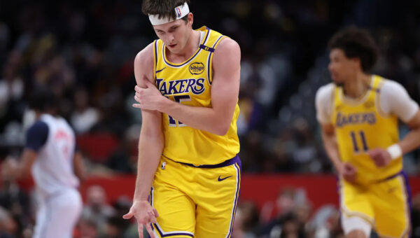 Lakers, Austin Reaves agree to new contract