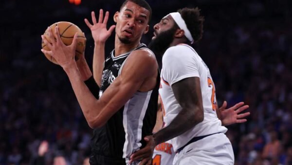 Knicks fans accuse NBA refs of cheating after wild flagrant foul on Mitchell Robinson vs. Victor Wembanyama
