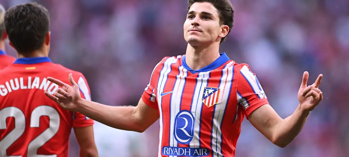 What is Atlético’s stance on selling Julián Alvarez to Real Madrid?