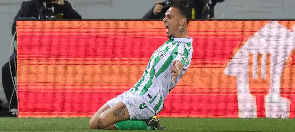 Antony: Ex-Man United forward makes surprise Liverpool revelation