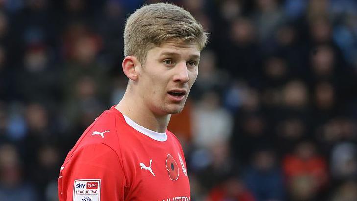 Connolly exits Crewe after rejecting new deal