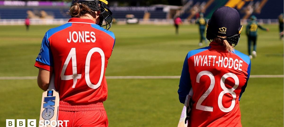 Dunkley dropped & Jones opens in England T20 warm-up