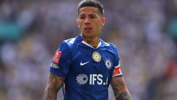 Premier League giants awaiting Real Madrid’s offer for €140 million-rated standout midfielder