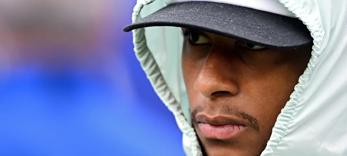 Bayern Munich News: PSG might really want Michael Olise; FC Bayern would need to sell a player to get Nathan De Cat; and MORE!