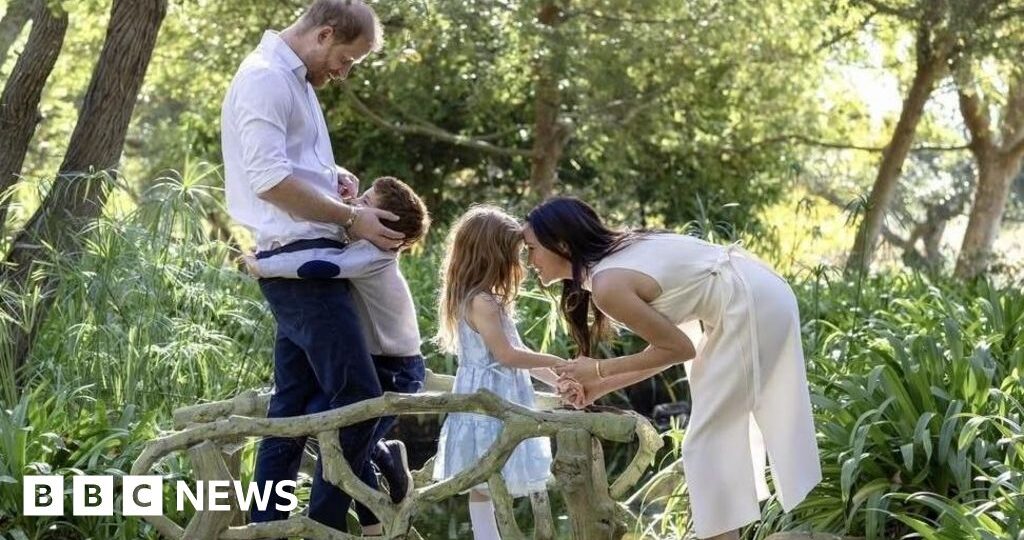 Harry and Meghan to bring children to UK next month