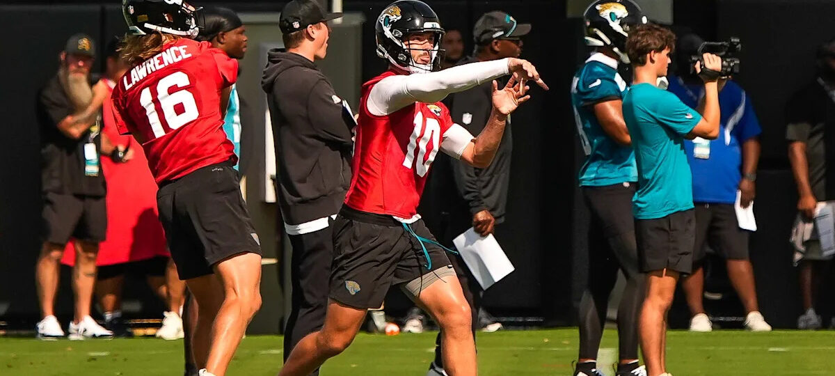 Jaguars training camp battles: Evaluating QB3 competition