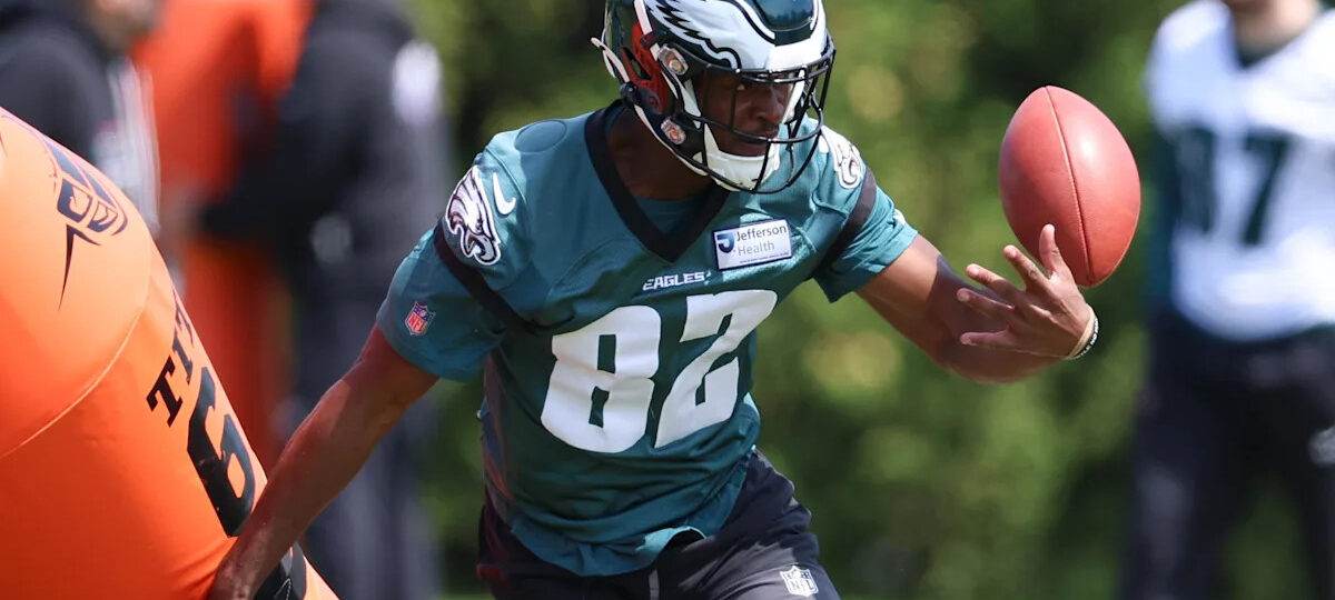 Eagles waive Brandon Hayes