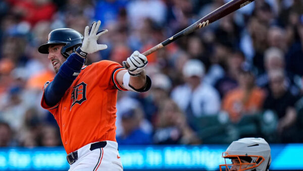 Tigers' offense explodes in 8-0 victory over Astros