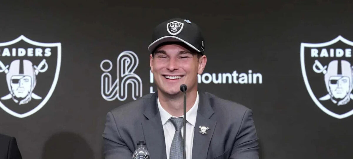 Las Vegas Raiders: This Fernando Mendoza Prediction Is Bad News for Kirk Cousins