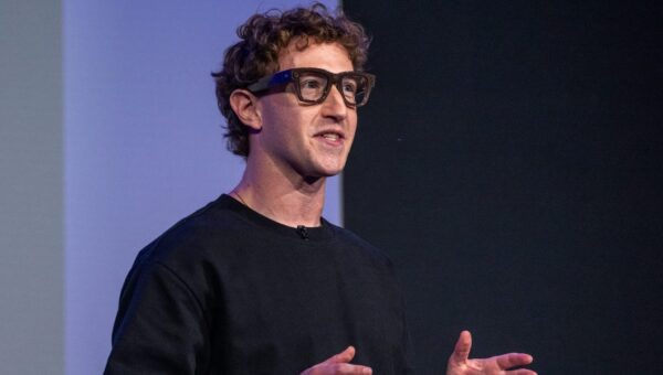 Mark Zuckerberg says he doesn’t buy the anxiety about AI-related job displacement