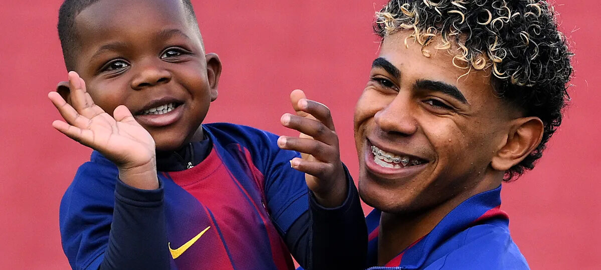 FC Breakfast: Yamal shows off his brother, Messi marked his birthday