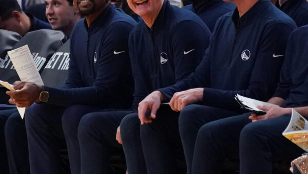 Jerry Stackhouse reveals what he learned as Steve Kerr's assistant coach
