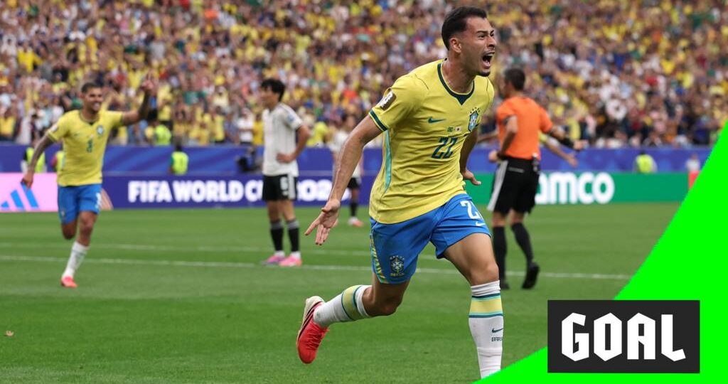 Martinelli scores late winner to send Brazil through