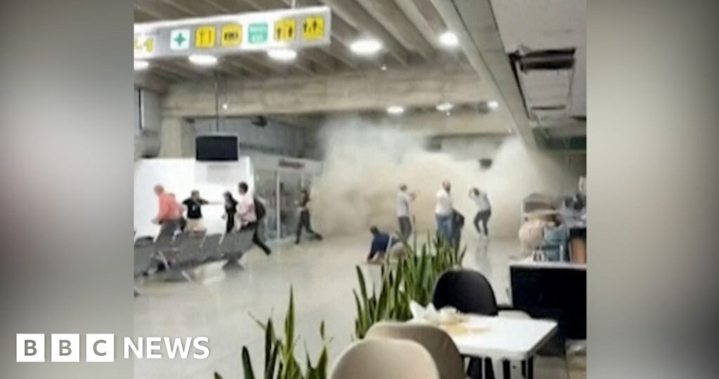 Video captures moment airport in Maiquetía is struck by earthquake