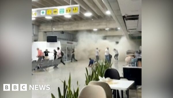 Video captures moment airport in Maiquetía is struck by earthquake
